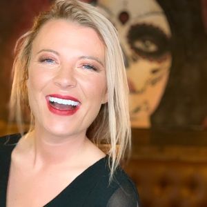 Meet your Posher, Robyn